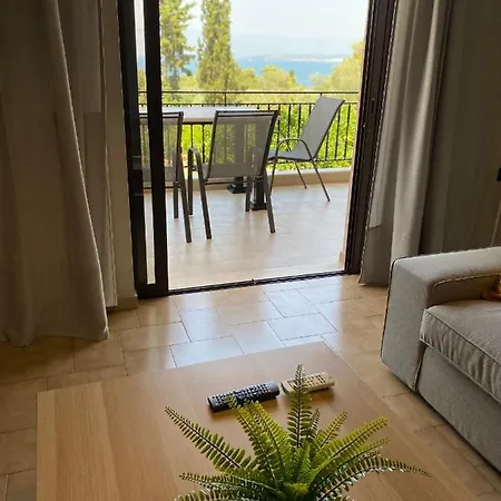 St Minas Seaview Villa Chalkís